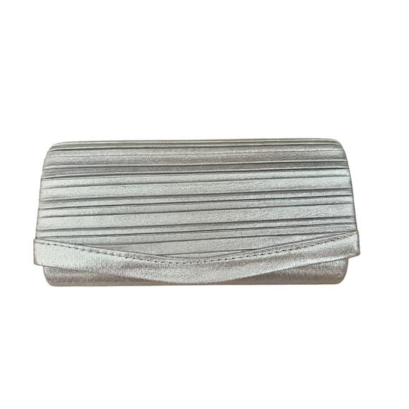 Darling Metallic Silver Evening Purse - Picture 2 of 4